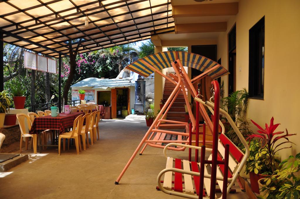 Hotel Oasis Mount Abu Buitenkant foto
