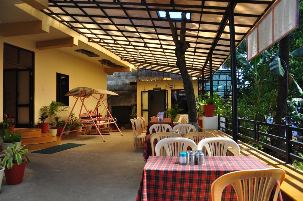 Hotel Oasis Mount Abu Buitenkant foto