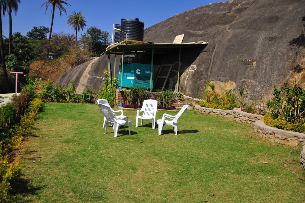 Hotel Oasis Mount Abu Buitenkant foto