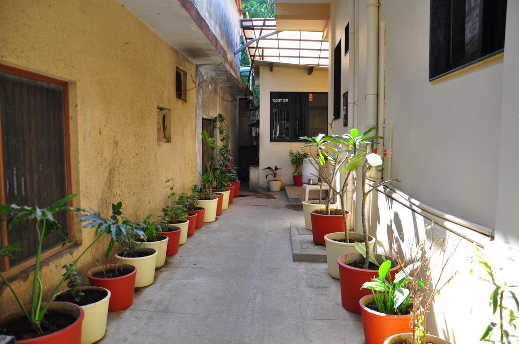 Hotel Oasis Mount Abu Buitenkant foto